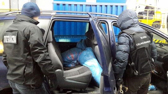 Ponad 142 kg nielegalnego tytoniu w rękach funkcjonariuszy [FOTO]