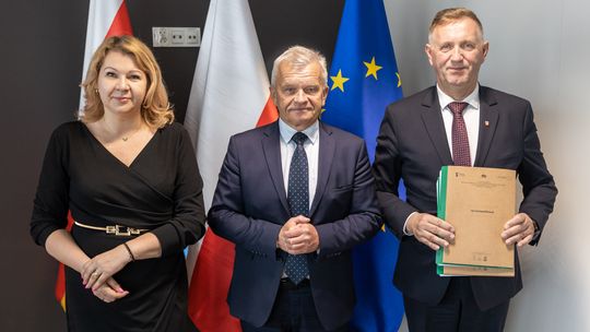 Ponad 4,7 mln zł z funduszy unijnych na doposażenie OSP w gminach Zambrów i Mały Płock