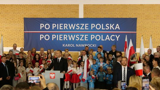 Prezydent Karol Nawrocki odwiedził Kulesze Kościelne. Dziękował mieszkańcom za wyborcze poparcie - [VIDEO]