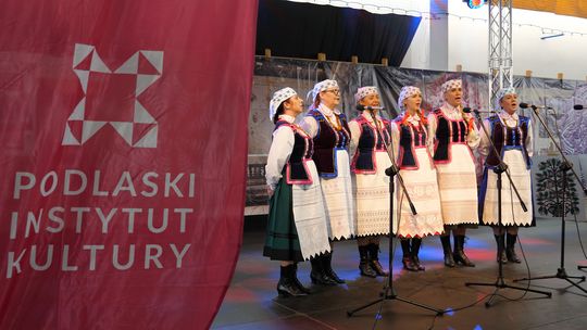 Przegląd Kapel i Śpiewaków Ludowych w Nowogrodzie - [VIDEO]