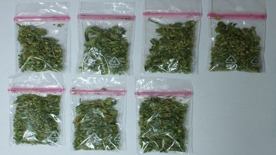 Przyłapany na paleniu marihuany Przyłapany na paleniu marihuany