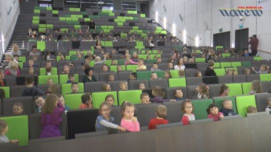 PWSIiP - Akademia przedszkolaka - finanse - VIDEO