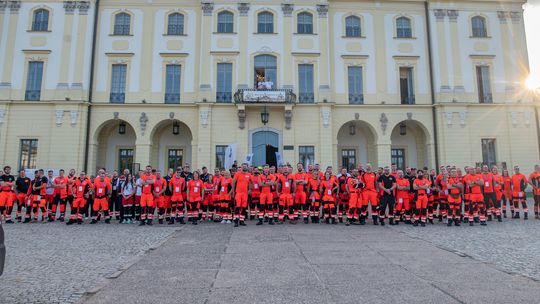 „Ratujmy życie. Razem” – apel o współpracę z pracownikami medycznymi