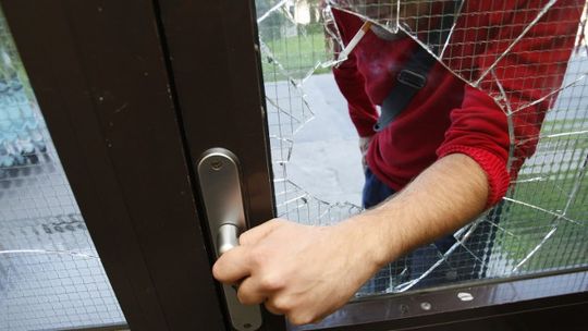 „SĄSIEDZKA CZUJNOŚĆ” – Policjanci apelują