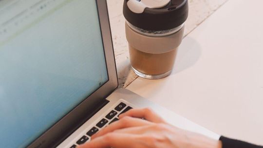 Spokeo.pl - filmy, seriale, gry i program tv