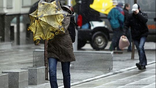 Sporo przelotnego deszczu i porywisty wiatr