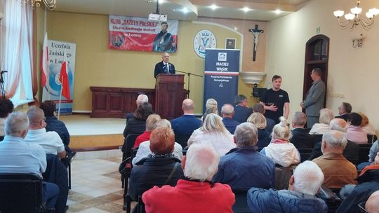 Spotkanie parlamentarzystów PiS z mieszkańcami Łomży [VIDEO]