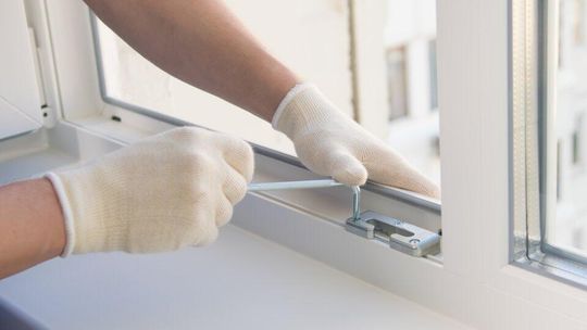 SSB Serwis – niezawodna naprawa okien i drzwi dla mieszkańców Warszawy