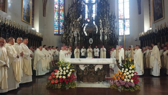 Stulecie Diecezji Łomżyńskiej – Wspólnota Wiary, Tradycji i Nadziei [VIDEO]
