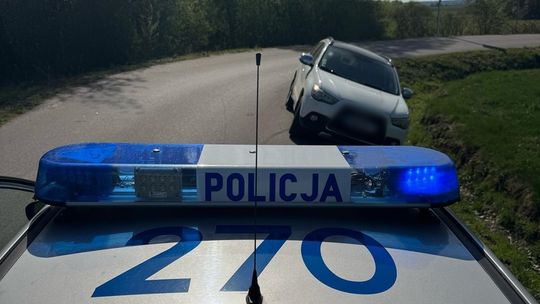 Świąteczny weekend na drogach powiatu łomżyńskiego – rekordzista miał blisko 4 promile