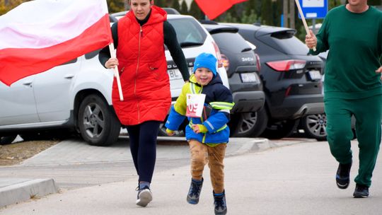 Świętowanie Niepodległości na sportowo – bieg w Giełczynie [VIDEO]