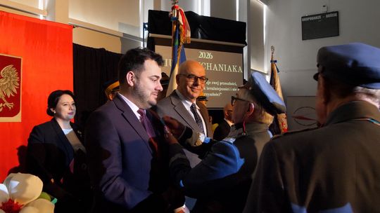 Szkoły uhonorowane za patriotyzm. „Ziuki” i dziedzictwo Piłsudskiego - [VIDEO]