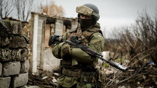 Tajna misja polskiej policji w Ukrainie. Funkcjonariusze oczyszczali drogi z min