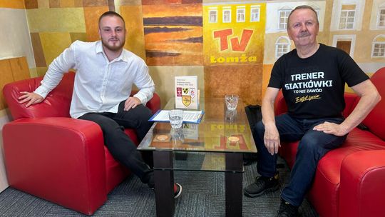 „Siatkówka żeńska w Łomży 1976–2018”. Mirosław Skawski opisał ponad cztery dekady lokalnej siatkówki - [VIDEO]