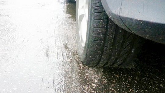 To już jesień – apelujemy o ostrożność na drogach!