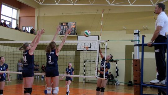 Trudny początek Jedynki