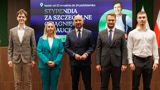 Trwa nabór na stypendia zarządu województwa za szczególne osiągnięcia w nauce