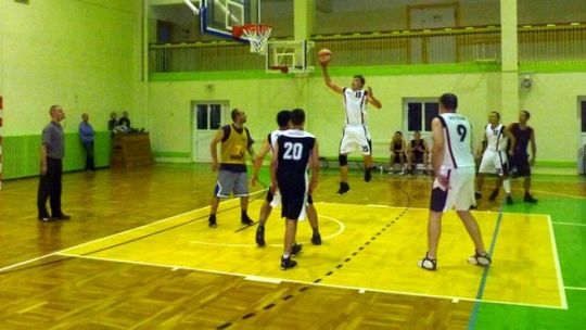 Trwają zapisy do Miejskiej Ligi Koszykówki