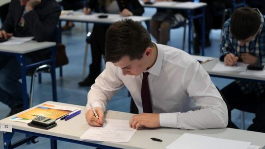 Uczniowie z Łomży w finale VII Ogólnopolskiej Olimpiady Logistycznej