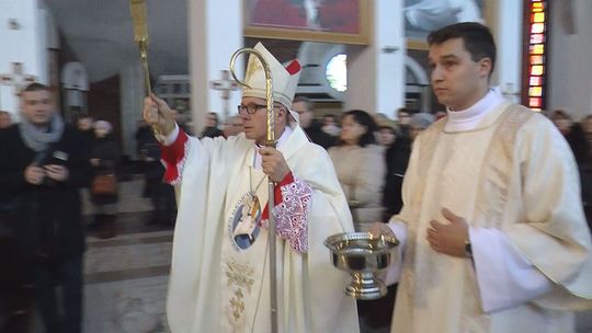 Uroczysta Konsekracja świątyni p.w.Miłosierdzia Bożego w Łomży - VIDEO
