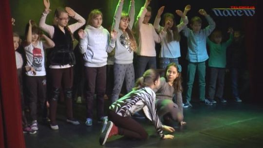 Warsztaty teatralne w ostrołęckim Klubie Oczko. VIDEO