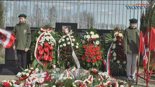 Zambrów - miejskie obchody 75 rocznicy Zbrodni Katyńskiej Zambrów - miejskie obchody 75 rocznicy Zbrodni Katyńskiej