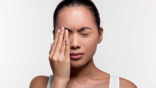 Zapalenie oka - jak je rozpoznać i co zrobić, gdy zapadniemy na to schorzenie?