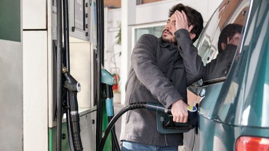 Złe wiadomości dla kierowców: ceny paliw idą w górę!