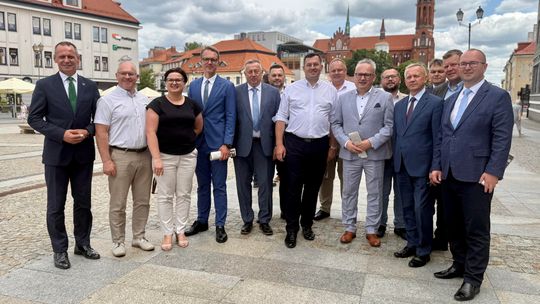 Zniesienie limitu kadencji? Konferencja z udziałem Stefana Krajewskiego w Białymstoku - [VIDEO]