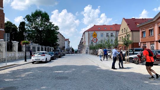 Zrewitalizowana ulica Dworna symbolicznie otwarta [VIDEO] 