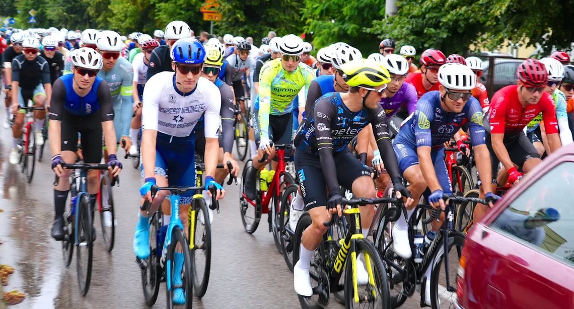 168 kolarzy wzięło udział w 35. Memoriale Andrzeja Trochanowskiego w Zambrowie