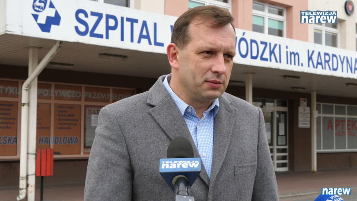 30 potwierdzonych przypadków COVID-19 w powiecie. Wśród nich jest Jacek Roleder pełniący obowiązki dyrektora szpitala w Łomży