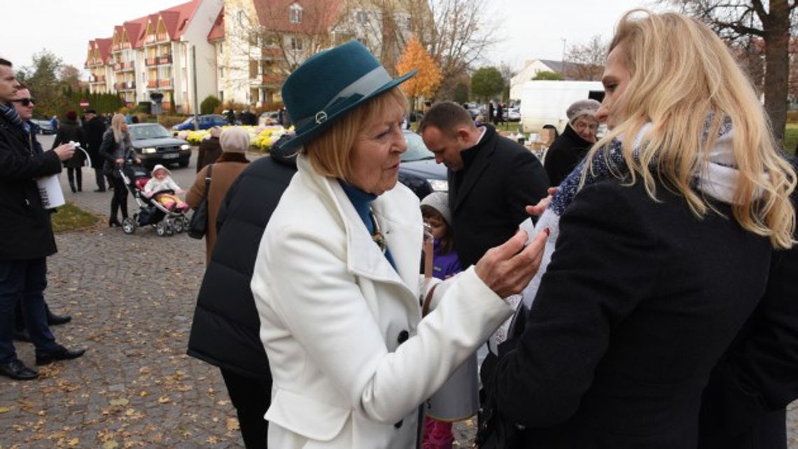 38 tysięcy w puszkach kwestujących 38 tysięcy w puszkach kwestujących