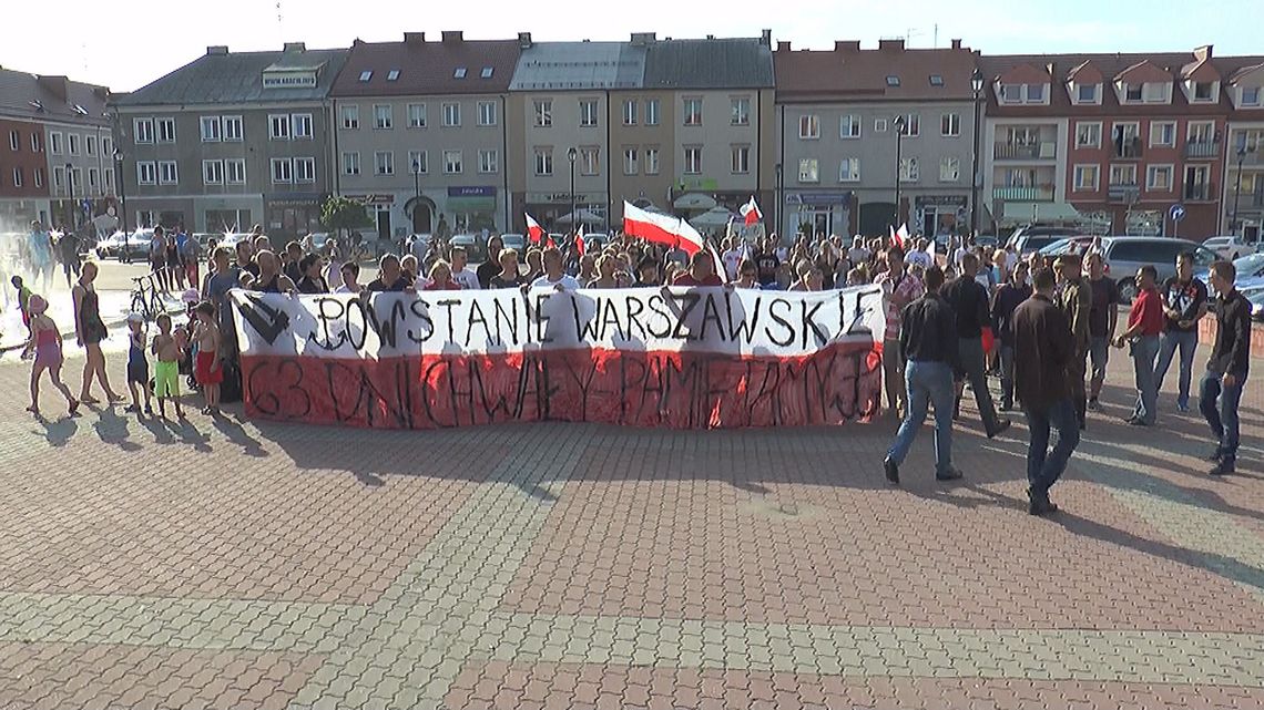 73 rocznica Powstania Warszawskiego na Starym Rynku w Łomży  - VIDEO