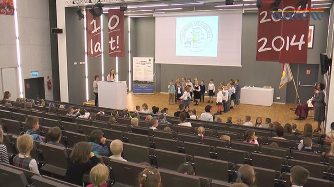 Akademia Sześciolatka w PWSIiP w Łomży - inauguracja. VIDEO 