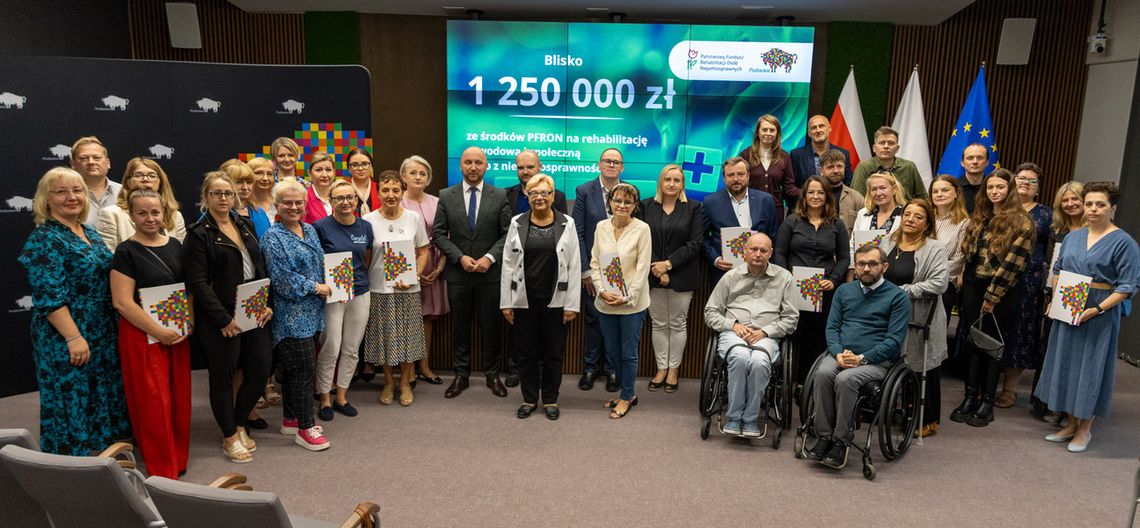 Blisko 1,25 mln zł na rehabilitację zawodową i społeczną osób z niepełnosprawnościami [VIDEO]