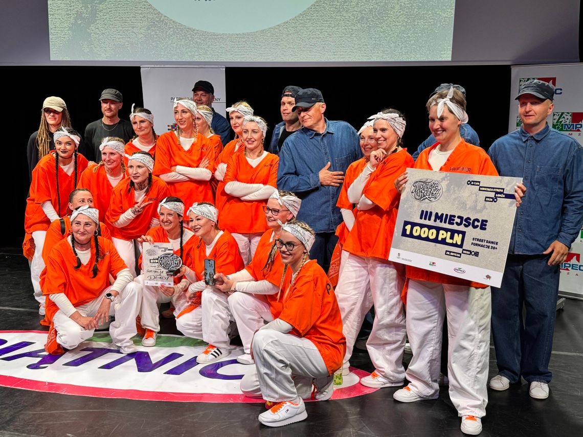 Ćwierć wieku w rytmie street dance. Jubileuszowa „Wirująca Strefa” w Łomży - [VIDEO]