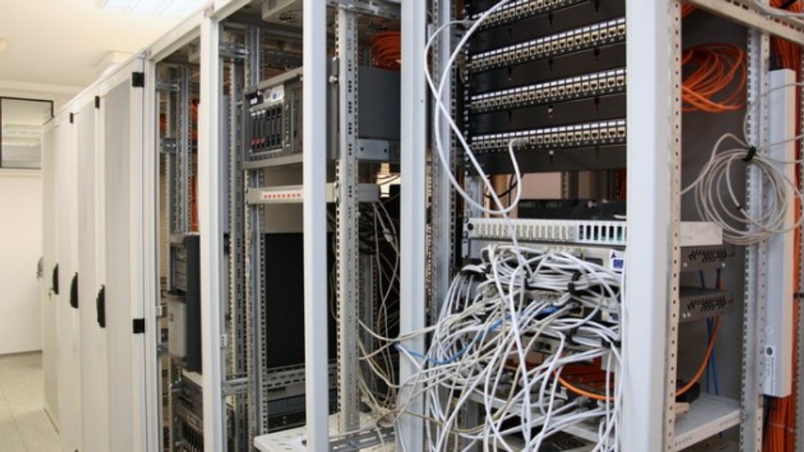 Cyfrowa rewolucja w Urzędzie Miejskim w Łomży Cyfrowa rewolucja w Urzędzie Miejskim w Łomży