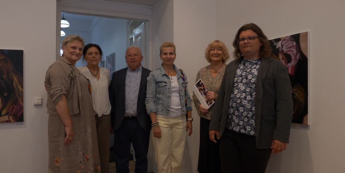 Czas światła i niepokoju. Malarstwo Michała Rostkowskiego - [VIDEO]