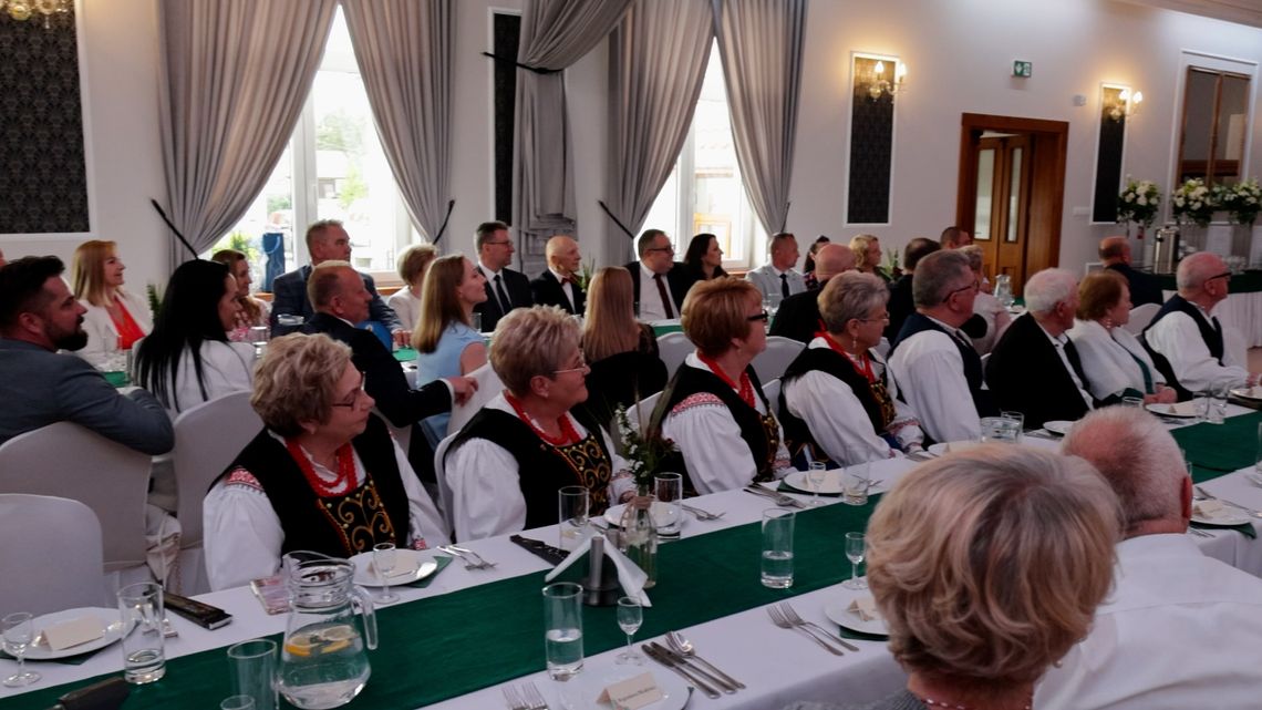 Czerwieniacy – 15 lat w rytmie tradycji