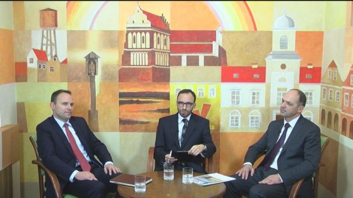 DEBATA KANDYDATÓW NA WÓJTA GMINY ŁOMŻA - VIDEO