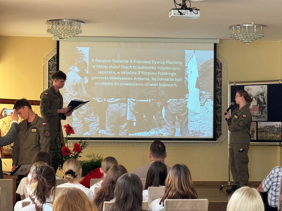 „Droga Bohaterów” w Łomży. Konkurs, który przywraca pamięć o żołnierzach spod Monte Cassino - [VIDEO]