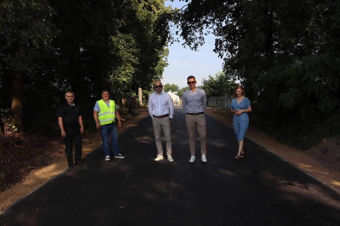 Droga na ciężki sprzęt i szkolny autobus - [VIDEO]