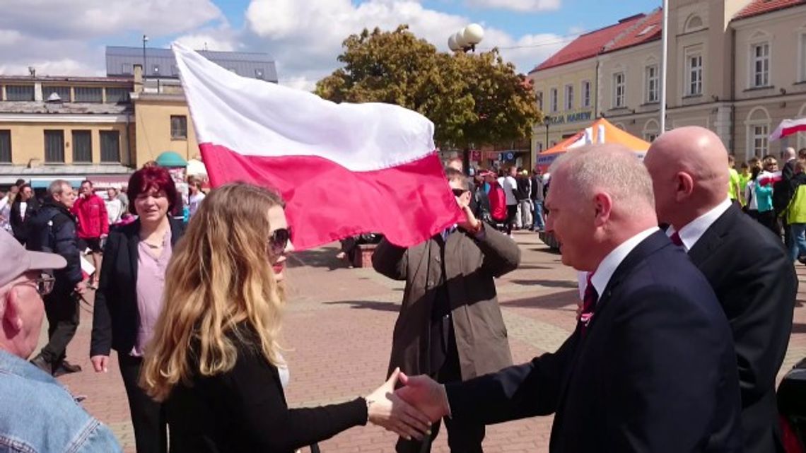 Dzień Flagi, dzień czci Dzień Flagi, dzień czci