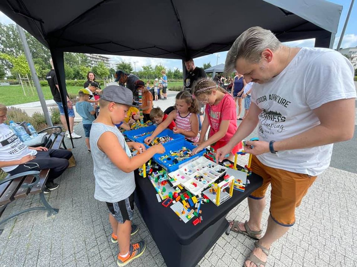 Dzień z klockami Lego i wystawa w Parku JP II [FOTO] 