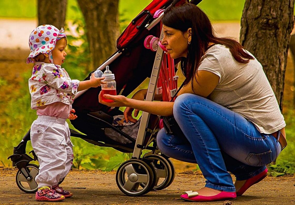 Gdy rodzic opiekuje się malcem w domu