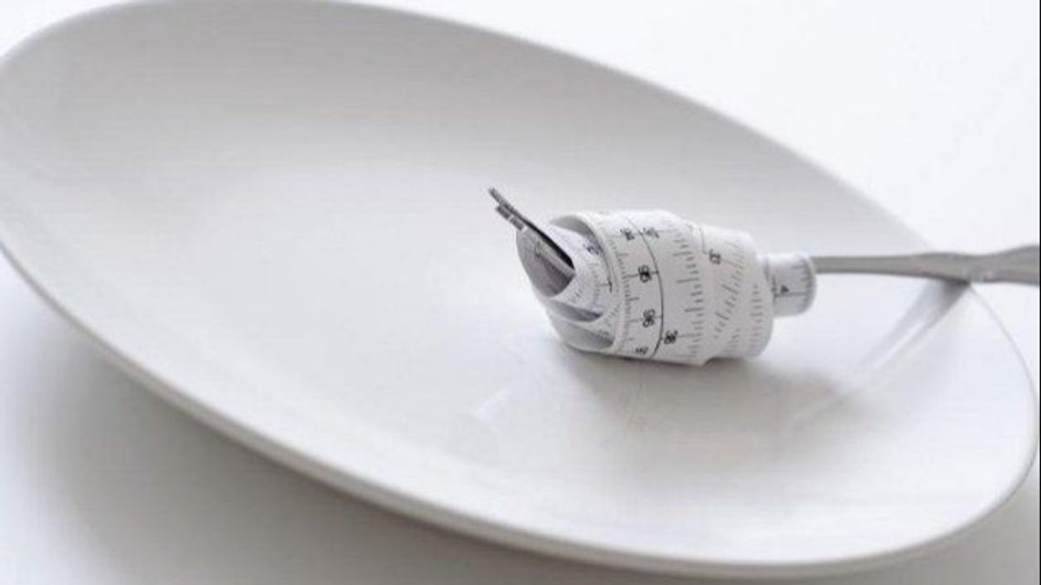 Głodówka wśród młodych: zdrowie czy szkoda dla organizmu? Głodówka wśród młodych: zdrowie czy szkoda dla organizmu?