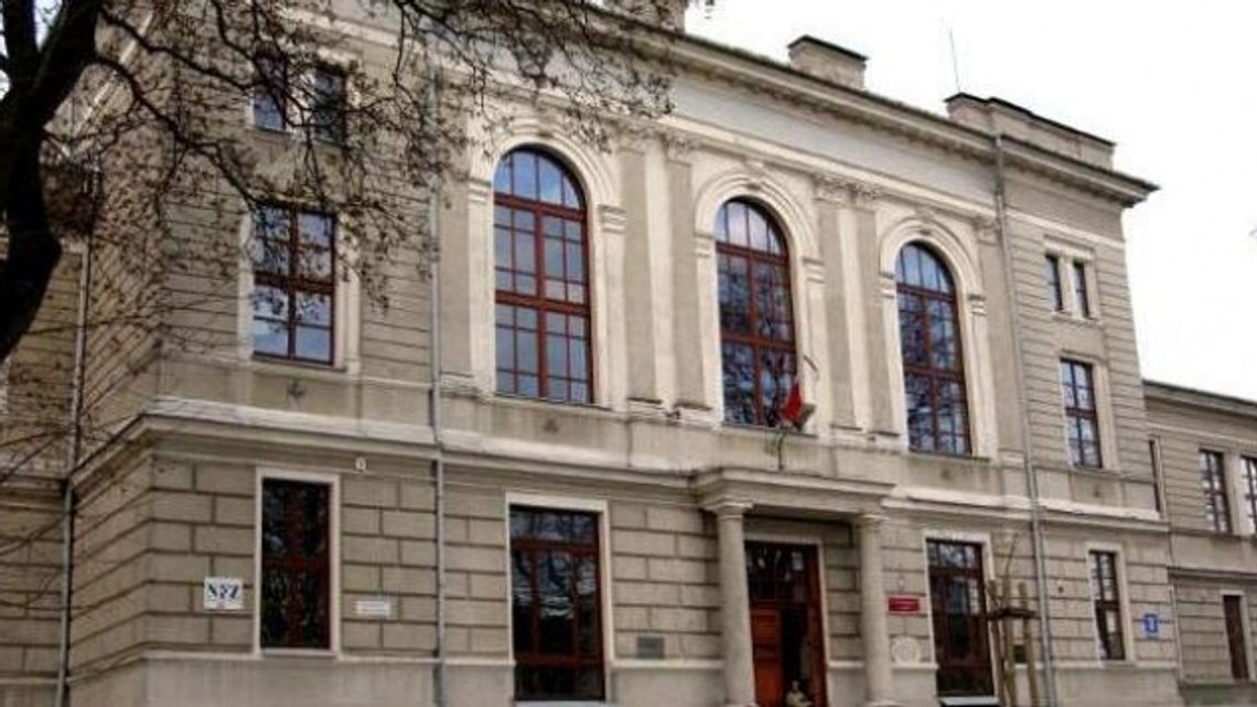 II LO doczeka się budowy hali sportowej. II LO doczeka się budowy hali sportowej.