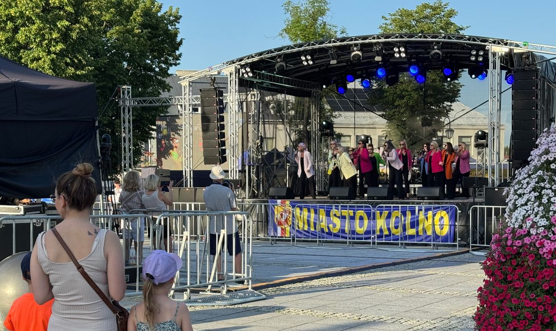 Imieniny Jana z Kolna znów przyciągnęły tłumy do miejskiego parku - [VIDEO]