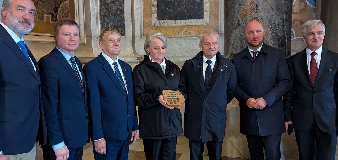Kamień węgielny pod Muzeum bł. ks. Jerzego Popiełuszki poświęcony przez papieża Leona XIV